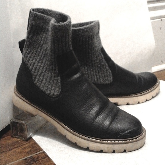 Dolce Vita Black Leather Knit Wool Sock Boots with contrast white lug soles - Picture 3 of 7